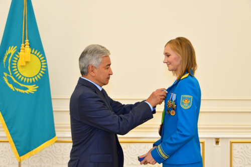 Министр обороны рк вручил ольге рыпаковой орден «парасат»