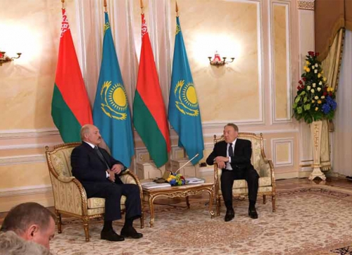 Президент казахстана встретился с президентом республики беларусь