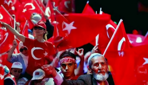 В стамбуле на митинг в поддержку президента турции вышли более миллиона человек