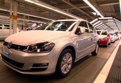 Volkswagen приостановил работу шести заводов